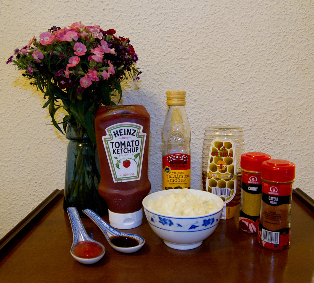 Ingredientes de la salsa del currywurst