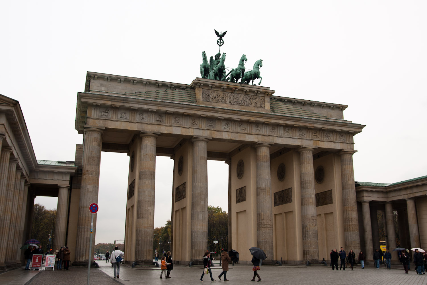 La Puerta de Brandeburgo, símbolo de Berlín, Alemania