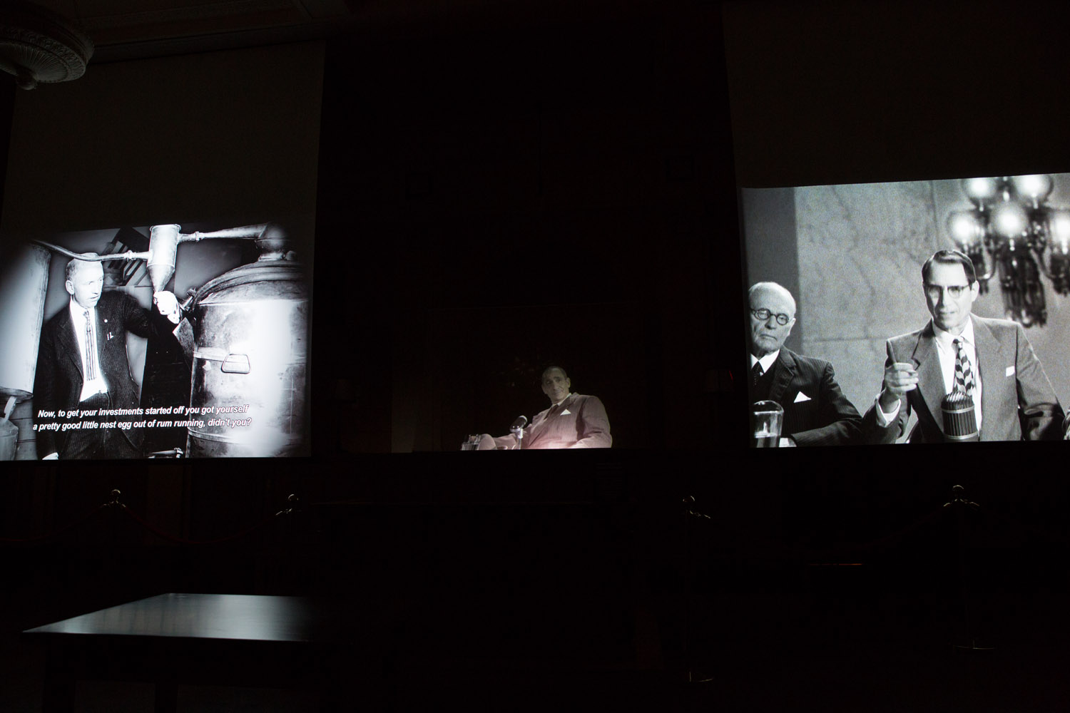 Presentación audiovisual sobre las Audiencias Kefauver, The Mob Museum, Las Vegas, EE.UU.