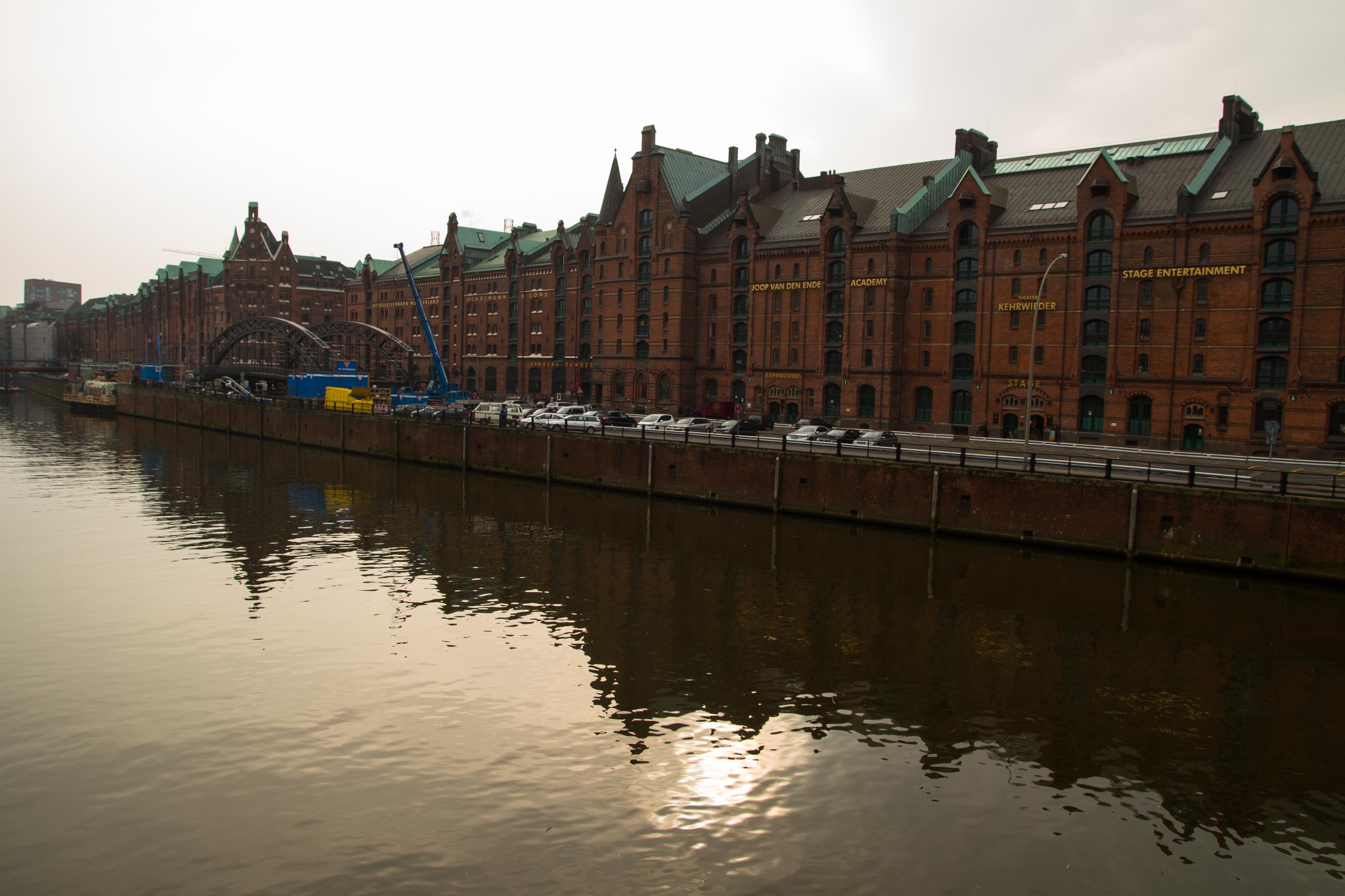Antiguo distrito de naves o Speicherstadt, en Hamburgo, Alemania