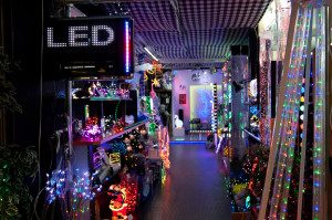 Tienda de LEDs, Nipponbashi, Osaka, Japón