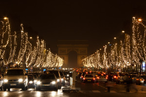 Los Campos Elíseos en Navidad, París, Francia