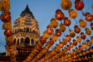 Decoración de año nuevo en el templo Kek Lok Si, Penang, Malasia