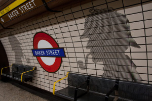 Andén de la estación de metro de Baker Street, Londres, Reino Unido