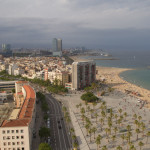 Playa de la Barceloneta vista desde la Torre Sant Sebastià, Barcelona, España