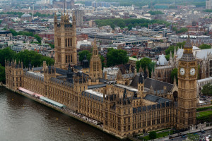 Vista aérea de las Casas del Parlamento, Londres, Reino Unido