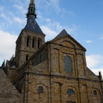 Fachada de la iglesia de la abadía del Mont-Saint-Michel, Normandía, Francia