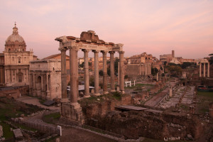 Atardecer en el foro romano, Roma, Italia