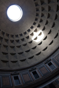 Techo del panteón romano, Roma, Italia