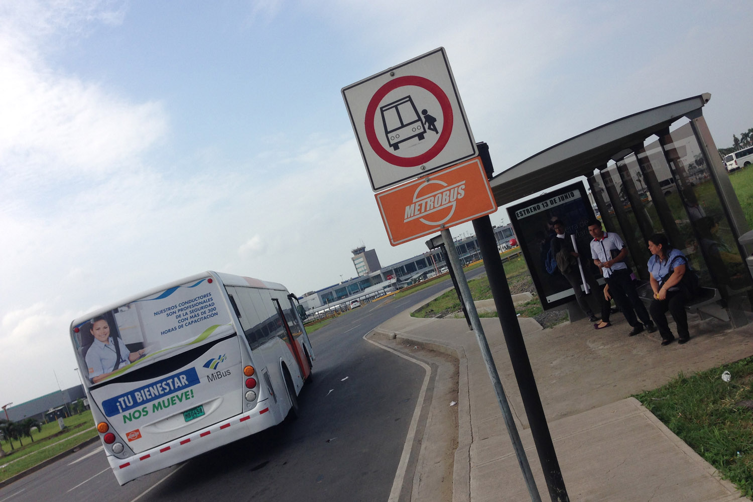 Parada de autobús del aeropuerto de Tocumen, Panamá