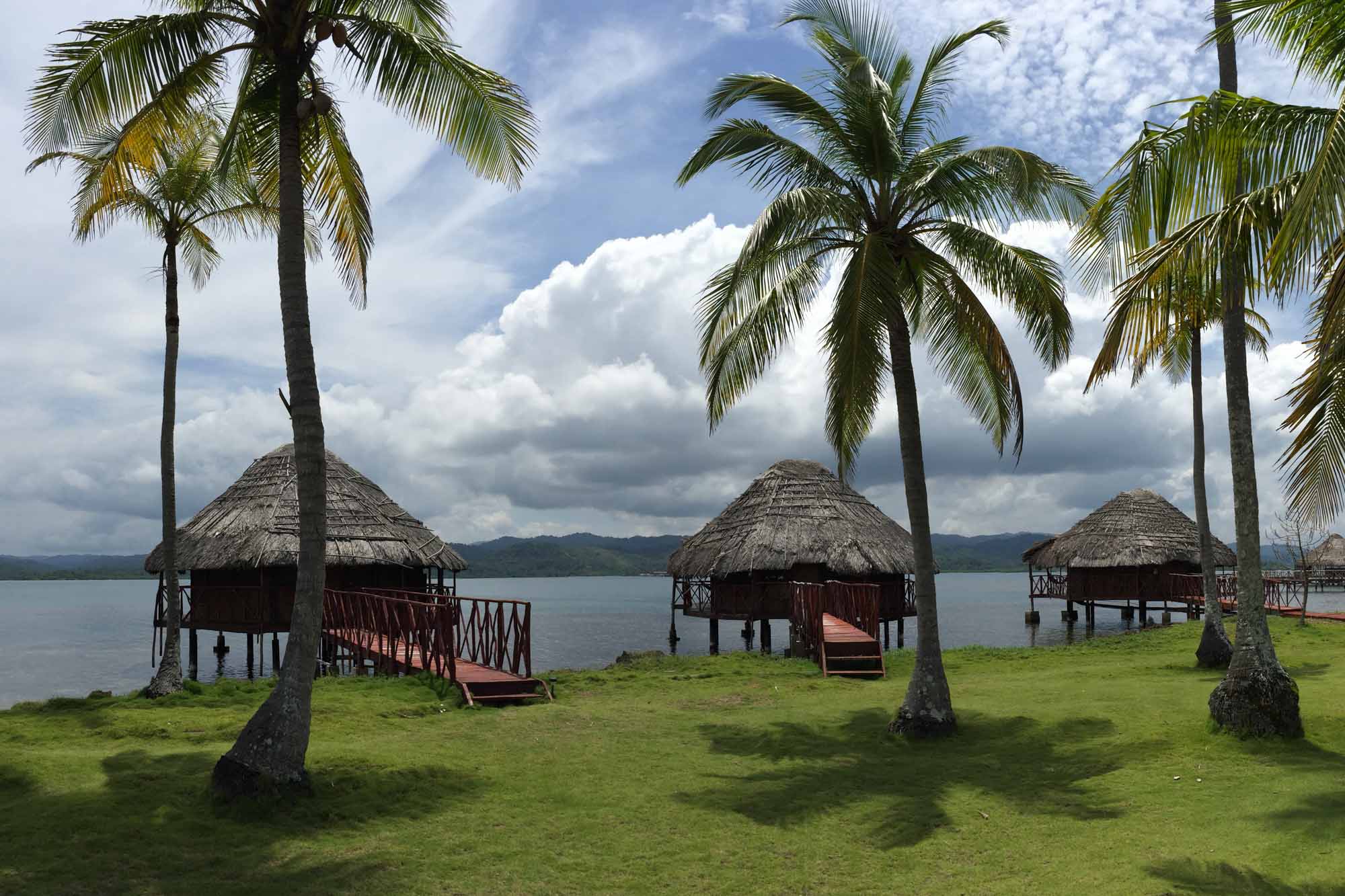 Las cabañas sobre el mar en Yandup, archipiélago de Guna Yala o San Blas, Panamá