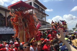 Carroza alegórica en culecos del carnaval de Las Tablas
